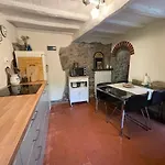 Dimora Medievale Lucolena Apartmán *