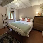 Dimora Medievale Lucolena Apartmán